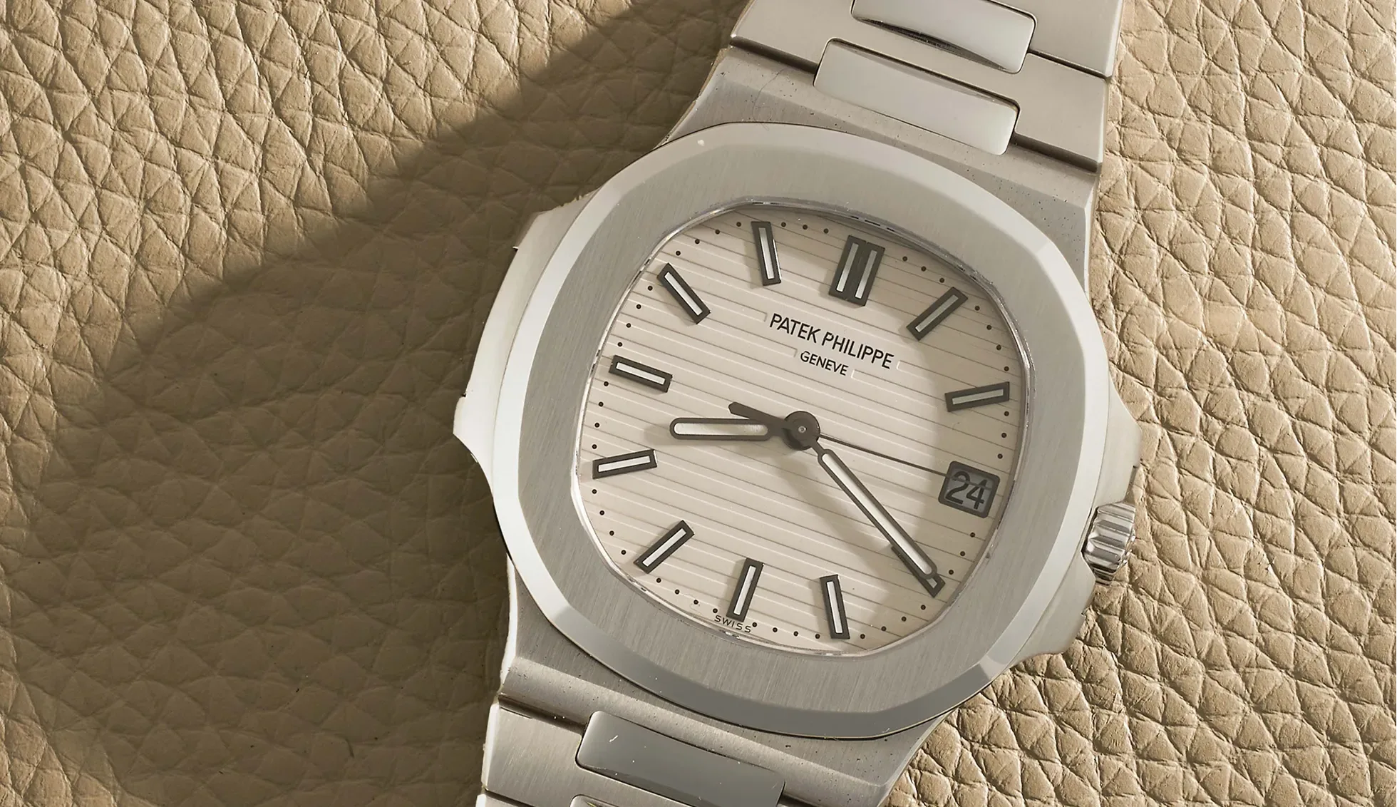 Pre-owned Patek Philippe Nautilus watches