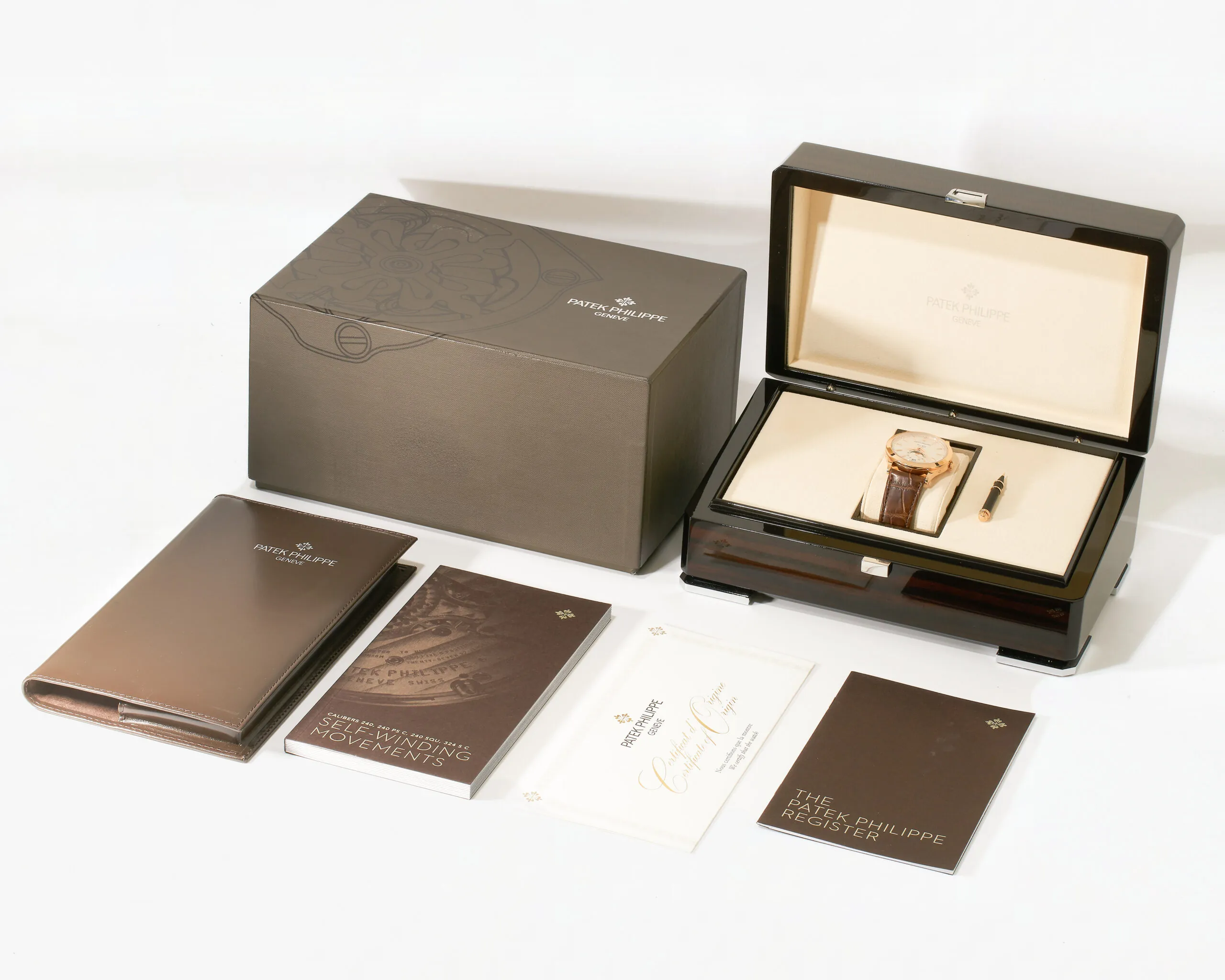 Patek Philippe Annual Calendar 5396R 2024 - Image 7